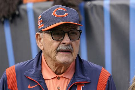 dick butkus passed away|football hall of famer dies.